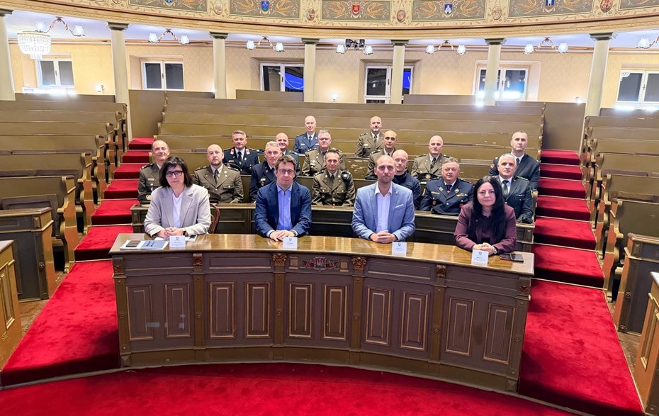 Polaznici 29. naraštaja Ratne škole „Ban Josip Jelačić“ u nastavnom posjetu Gradskoj skupštini Grada Zagreba
